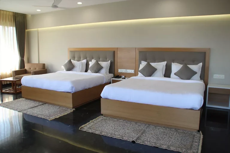 Royal Family Suite Room in Saputara