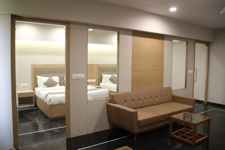 Royal Family Suite Room in Saputara