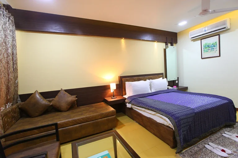 Deluxe Suite Room in Saputara